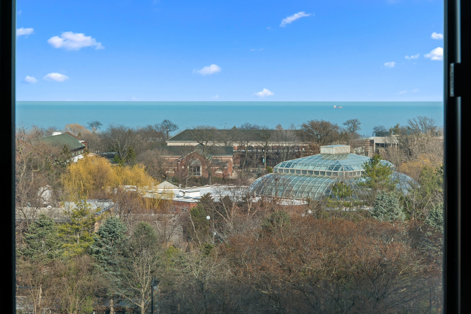 2100 North Lincoln Park West Chicago IL 60614