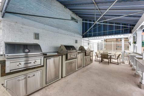 2100 North Lincoln Park West Chicago IL 60614