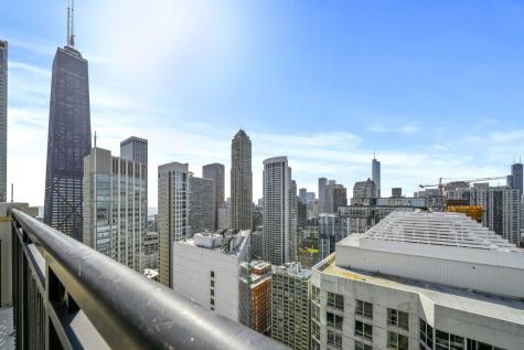 10 East Delaware Place Chicago IL 60611