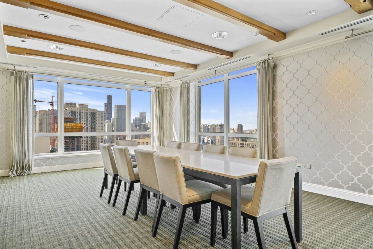 10 East Delaware Place Chicago IL 60611
