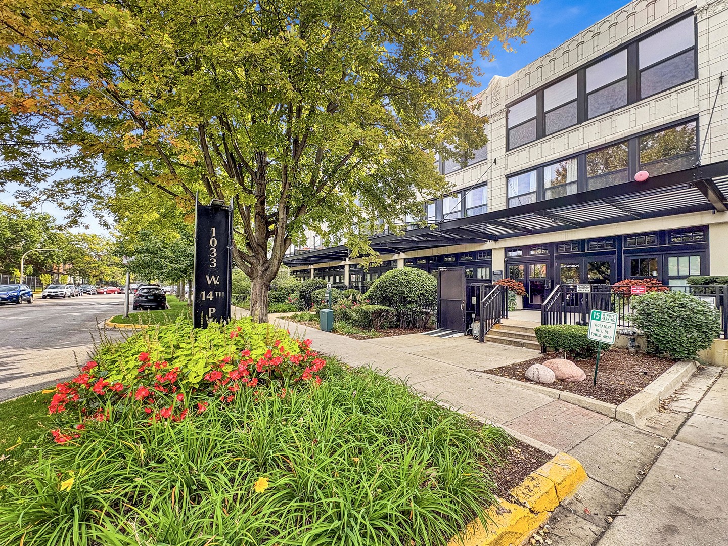 1033 West 14th Place Chicago IL 60608