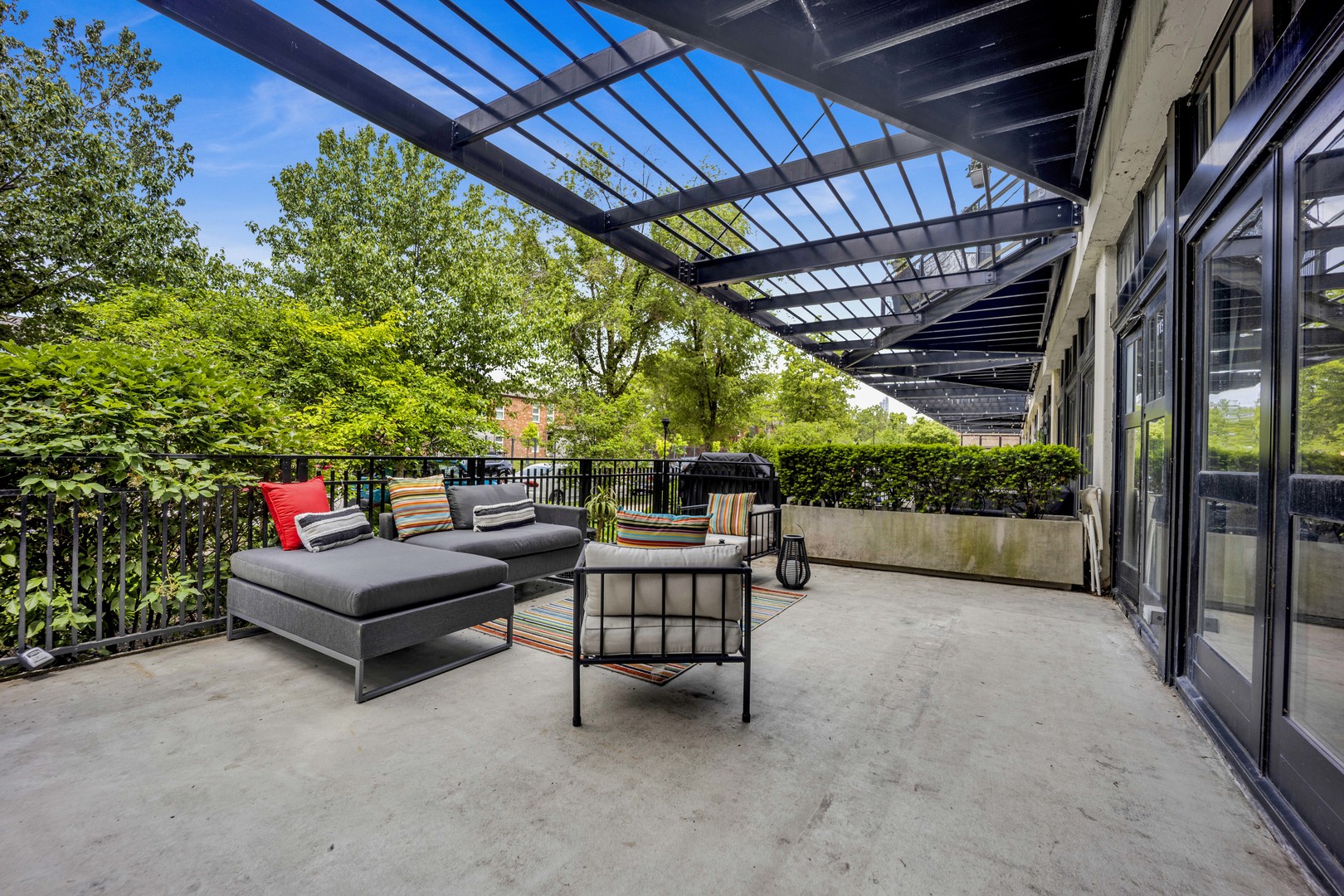 1033 West 14th Place Chicago IL 60608