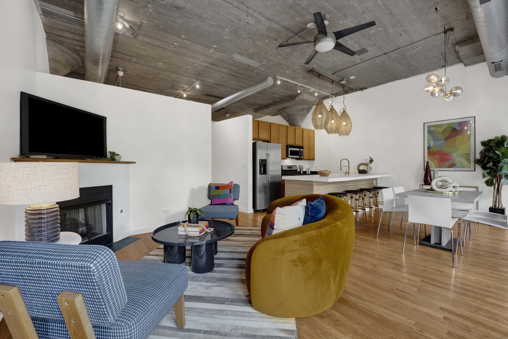 1033 West 14th Place Chicago IL 60608