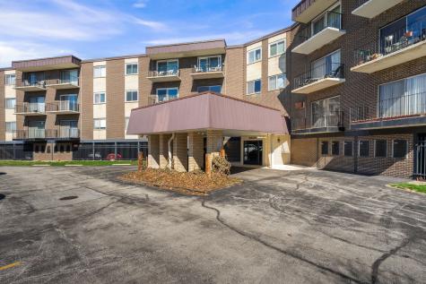 9820 South Pulaski Road Oak Lawn IL 60453