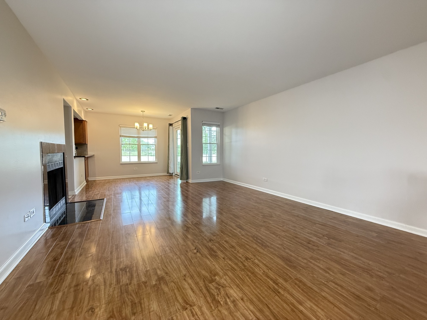 1757 Eastwood Court Schaumburg IL 60195