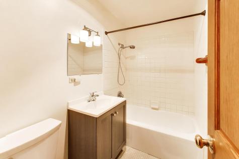 1425 Sandpebble Drive Wheeling IL 60090