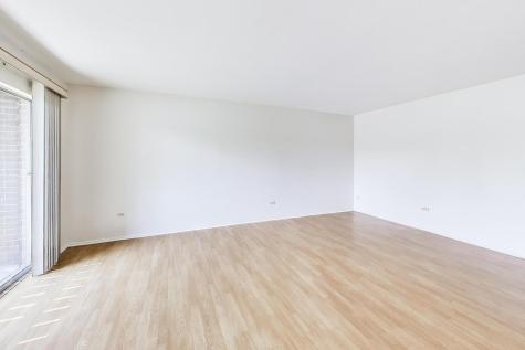1425 Sandpebble Drive Wheeling IL 60090