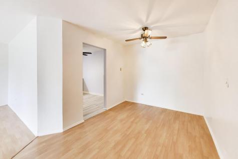 1425 Sandpebble Drive Wheeling IL 60090