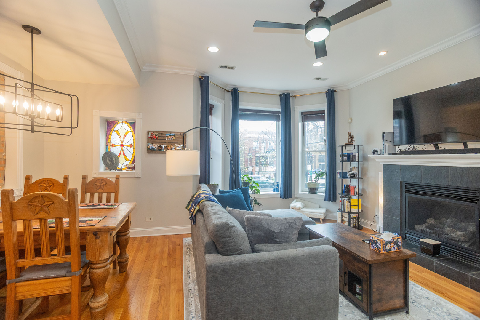 5206 North Winthrop Avenue Chicago IL 60640