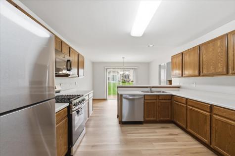 645 Lancaster Circle Elgin IL 60123