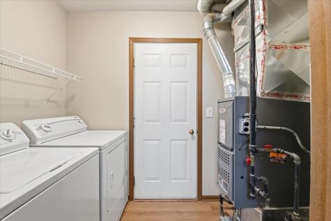 645 Lancaster Circle Elgin IL 60123