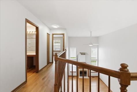 645 Lancaster Circle Elgin IL 60123