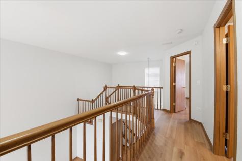 645 Lancaster Circle Elgin IL 60123