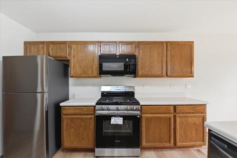 645 Lancaster Circle Elgin IL 60123