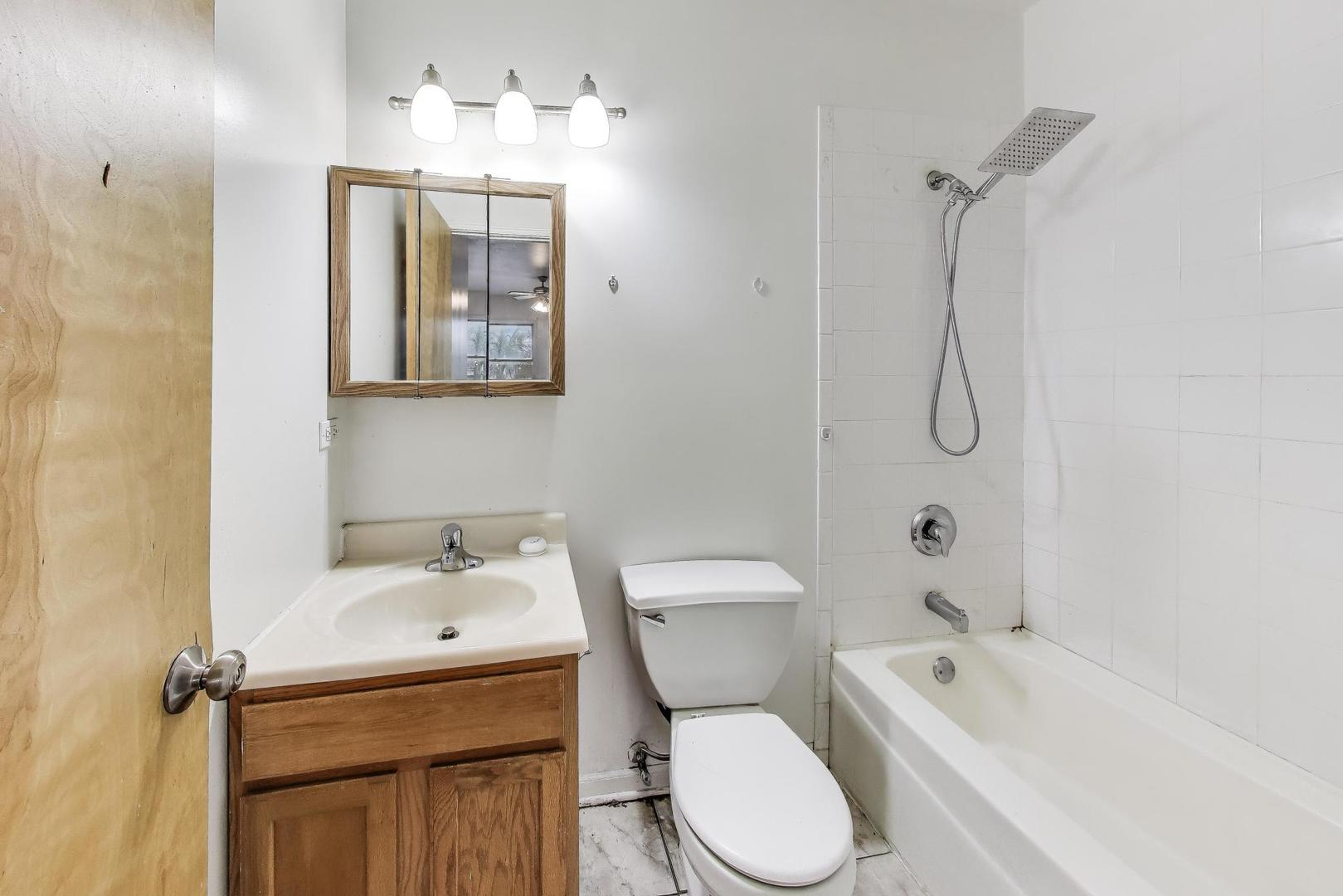 1431 West 108th Street Chicago IL 60643