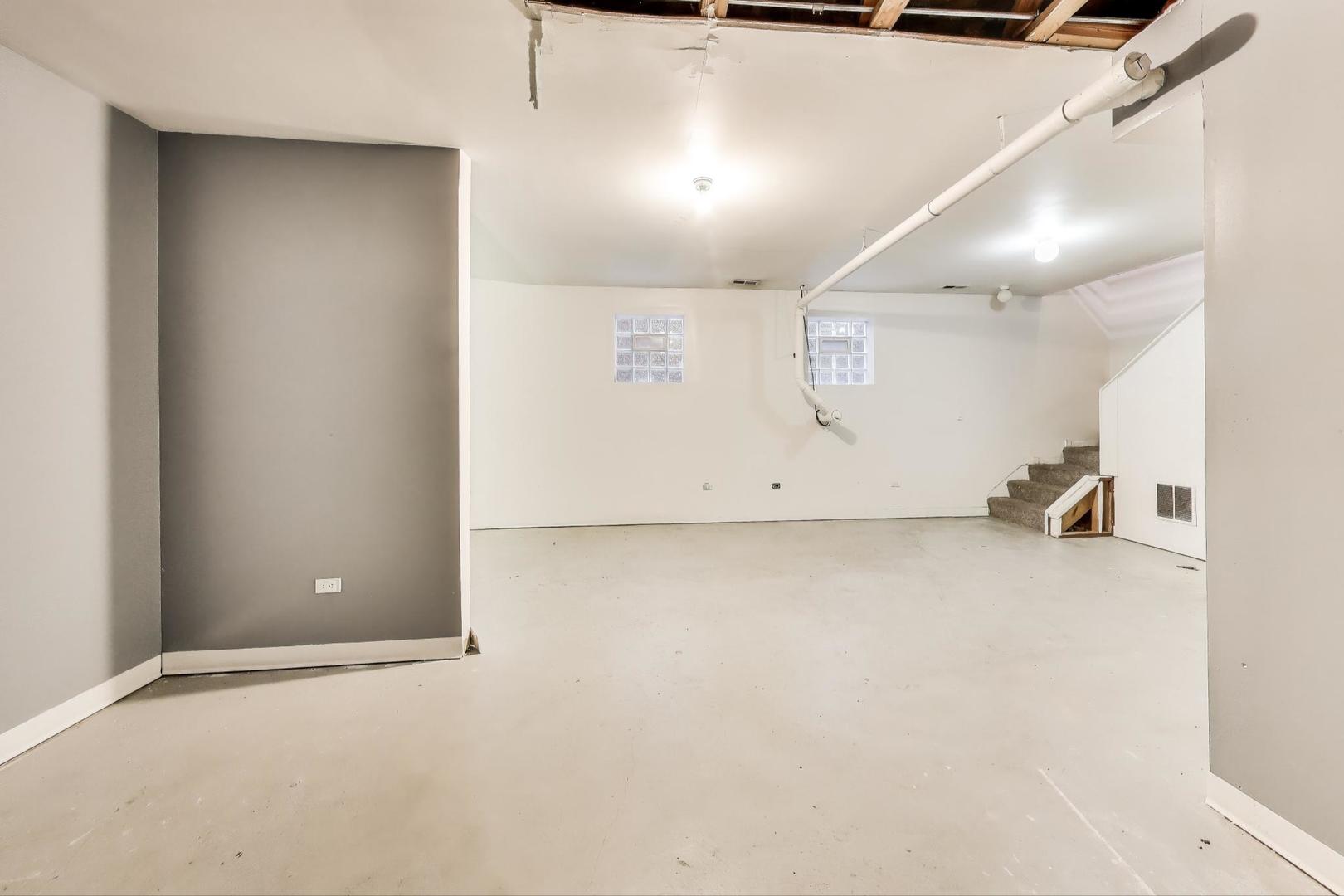 1431 West 108th Street Chicago IL 60643