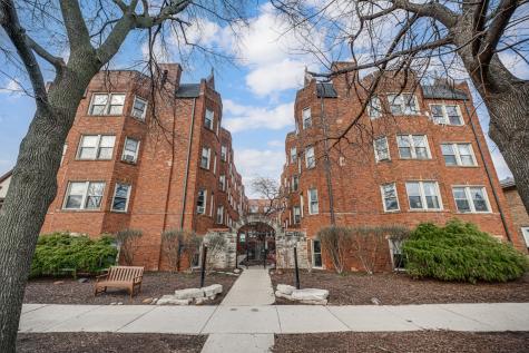4126 North Kedvale Avenue Chicago IL 60641