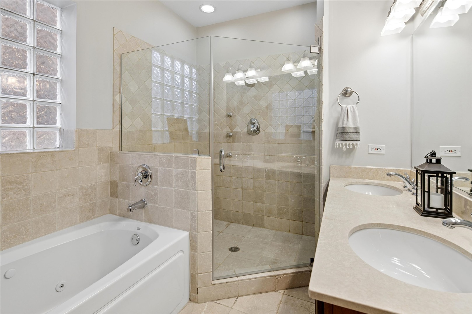 1539 West Montana Street Chicago IL 60614