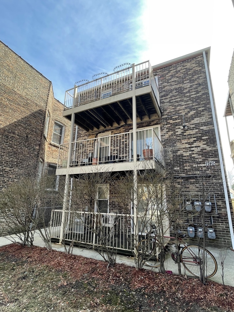 1745 West Albion Avenue Chicago IL 60626