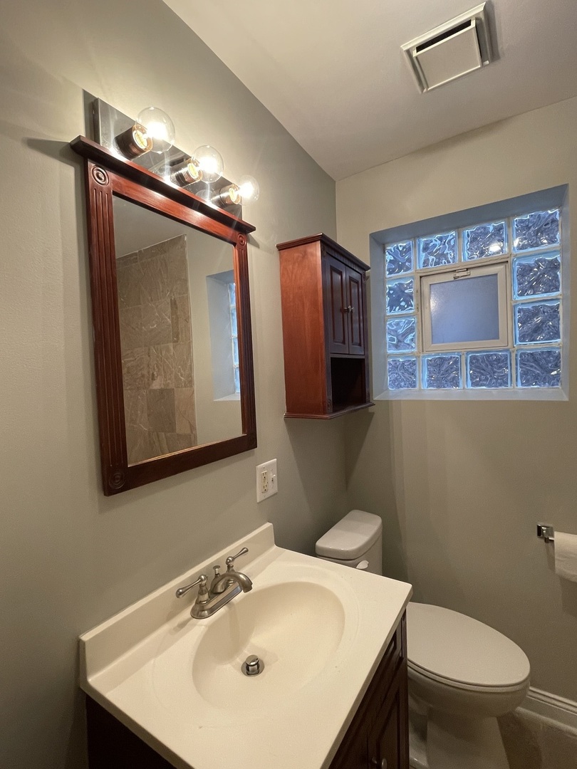 1745 West Albion Avenue Chicago IL 60626