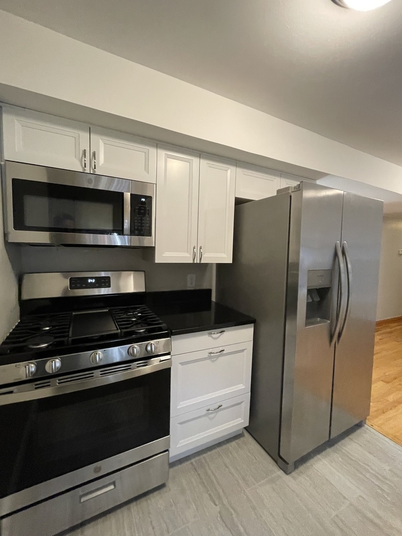 1745 West Albion Avenue Chicago IL 60626