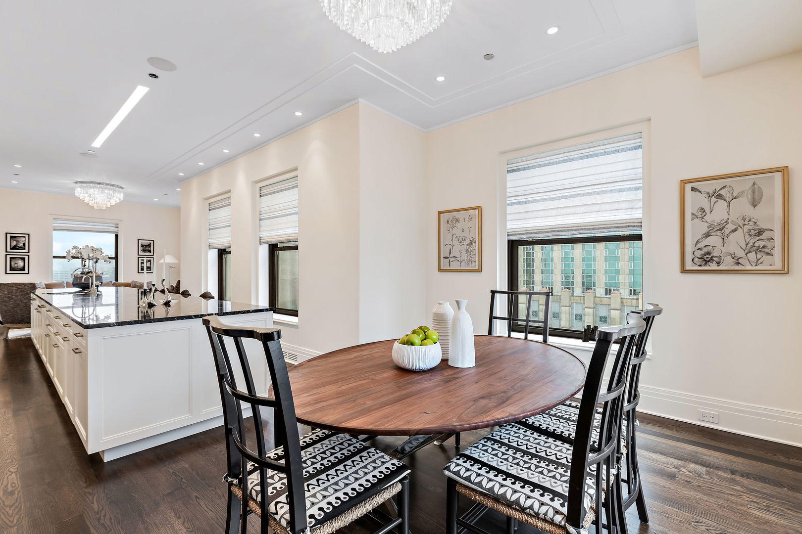 159 East Walton Place Chicago IL 60611