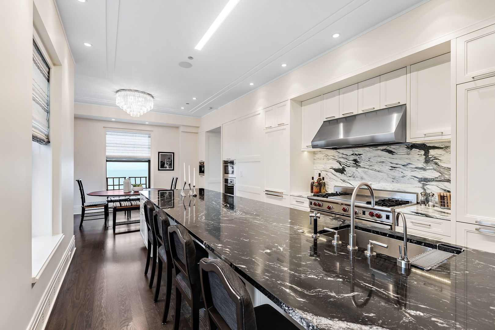 159 East Walton Place Chicago IL 60611