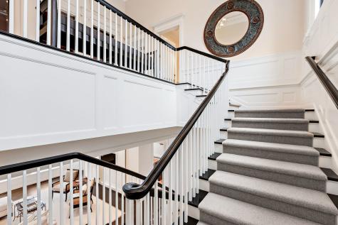 159 East Walton Place Chicago IL 60611