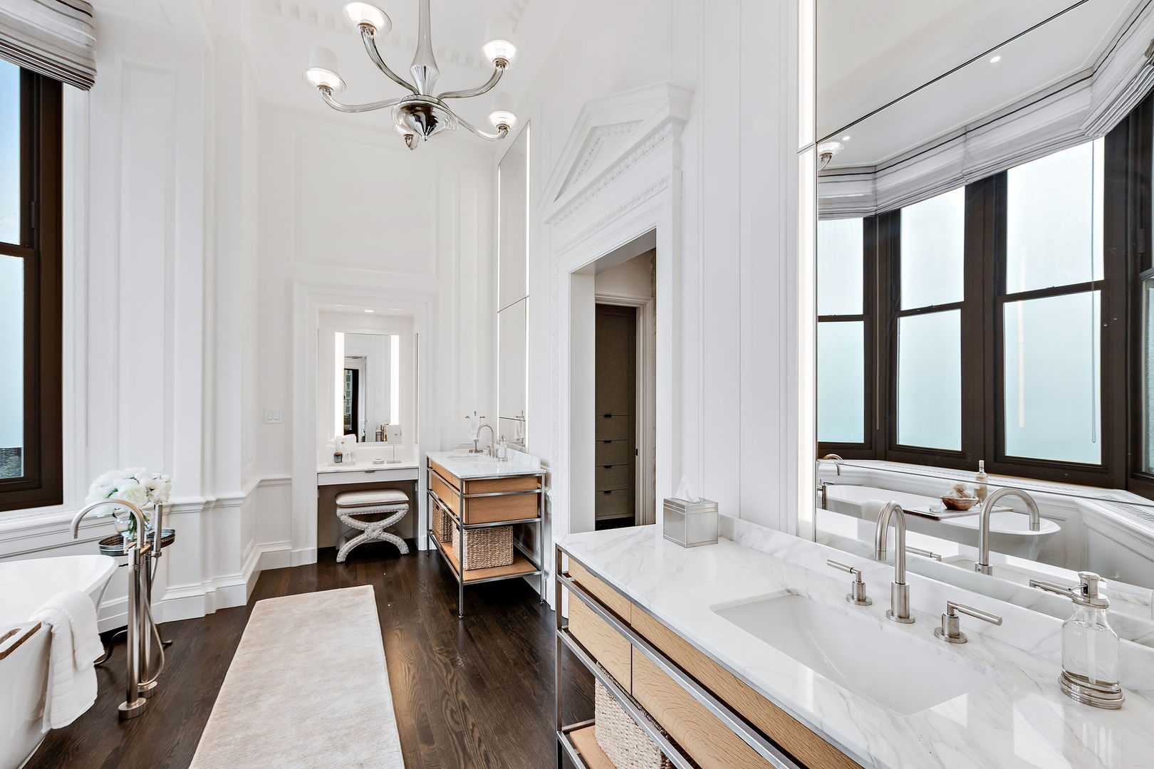 159 East Walton Place Chicago IL 60611