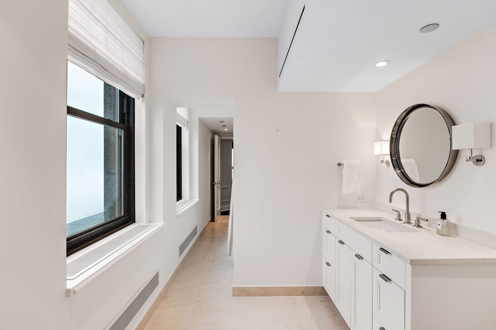 159 East Walton Place Chicago IL 60611