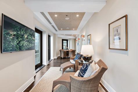 159 East Walton Place Chicago IL 60611