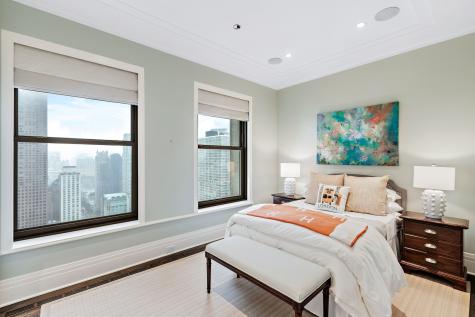 159 East Walton Place Chicago IL 60611