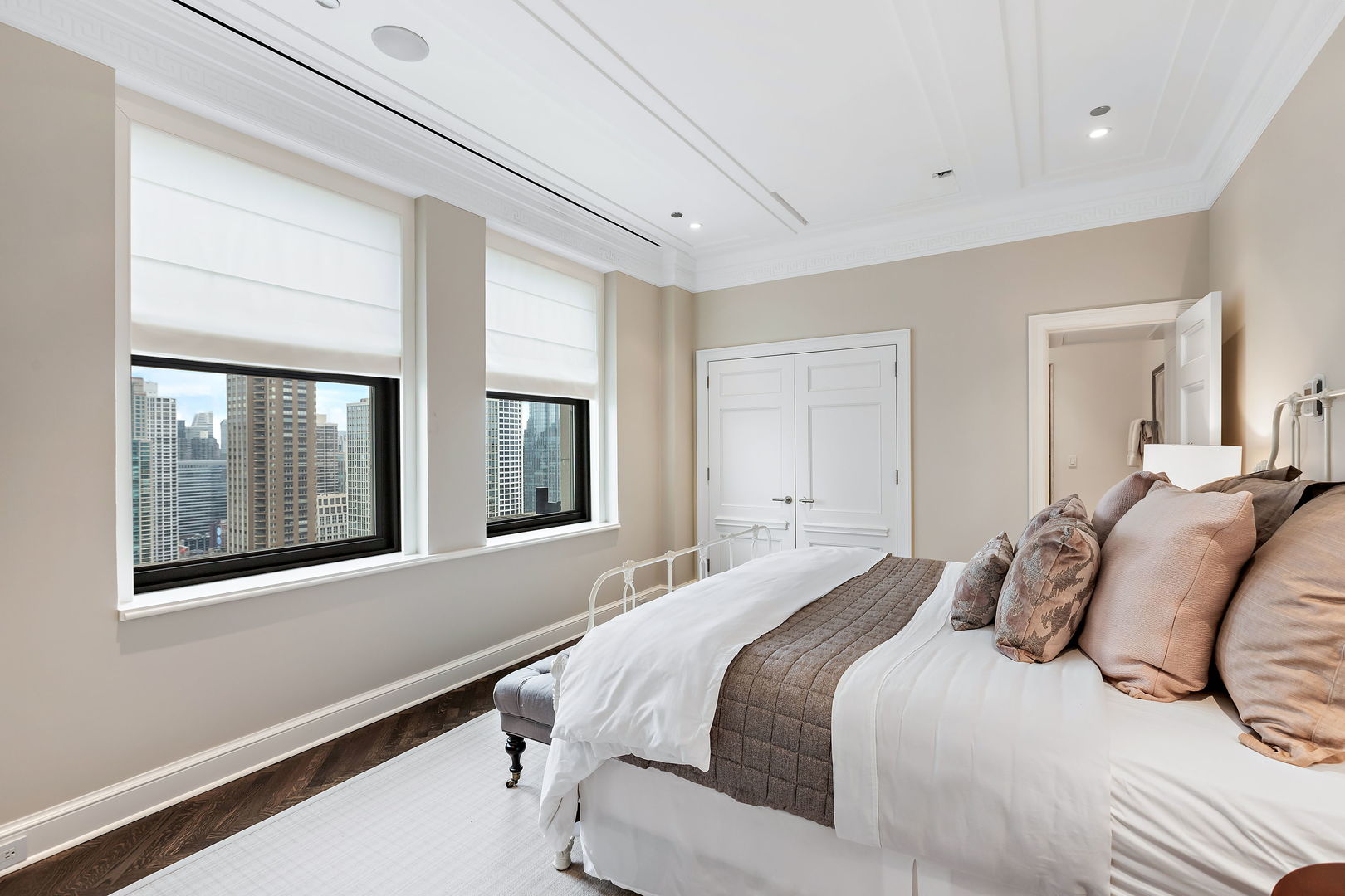 159 East Walton Place Chicago IL 60611