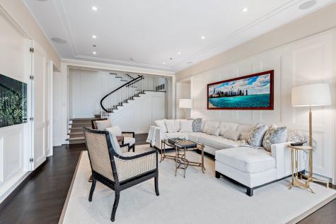 159 East Walton Place Chicago IL 60611