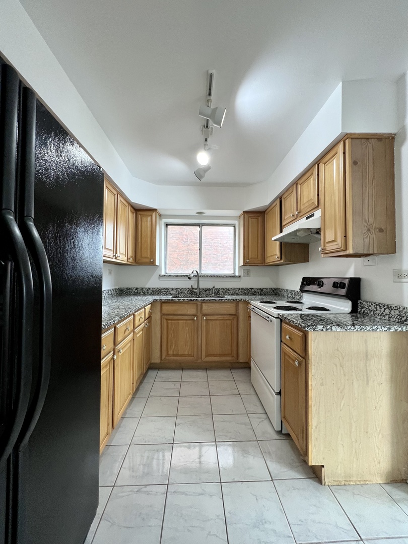 5424 West Ferdinand Street Chicago IL 60644