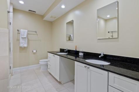 1931 North Damen Avenue Chicago IL 60647