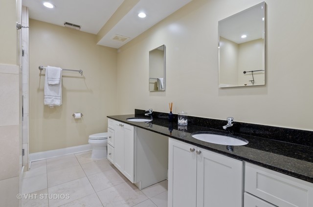 1931 North Damen Avenue Chicago IL 60647
