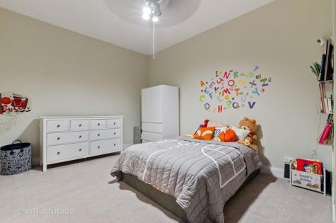 1931 North Damen Avenue Chicago IL 60647