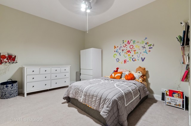 1931 North Damen Avenue Chicago IL 60647