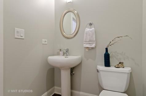 1931 North Damen Avenue Chicago IL 60647