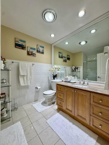 1247 South Mannheim Road Westchester IL 60154