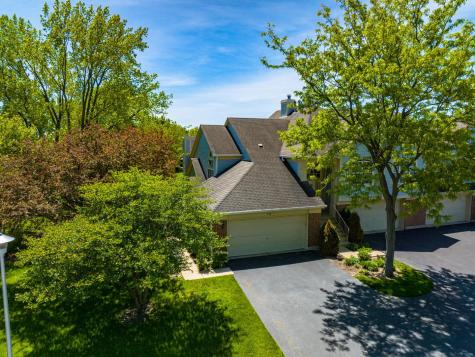 446 Cromwell Circle Bartlett IL 60103