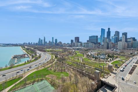 400 East Randolph Street Chicago IL 60601
