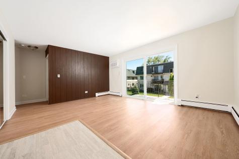 1303 North Baldwin Court Palatine IL 60074