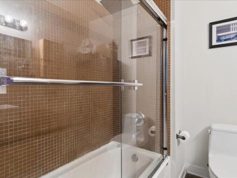 660 West Wayman Street Chicago IL 60661