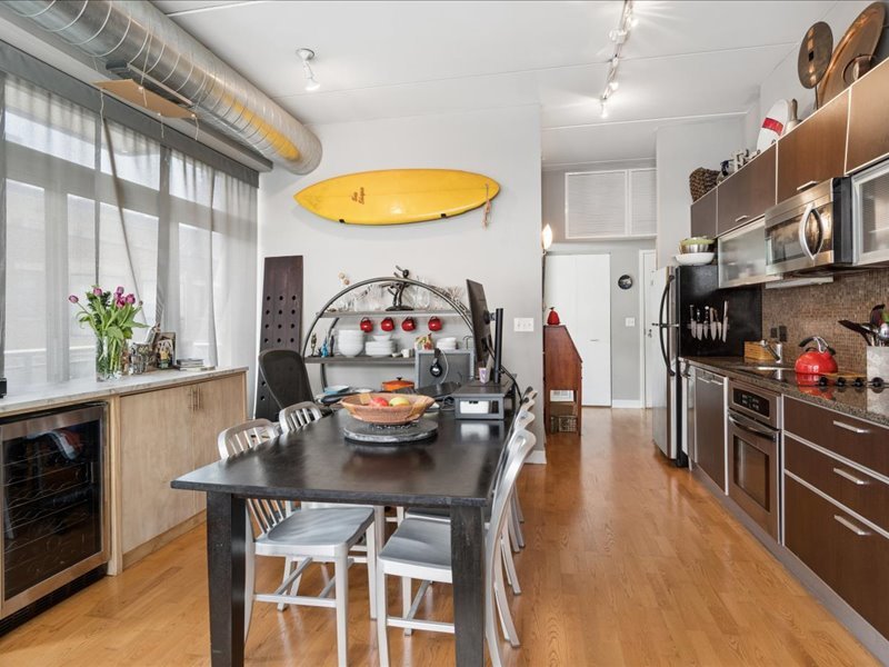 660 West Wayman Street Chicago IL 60661