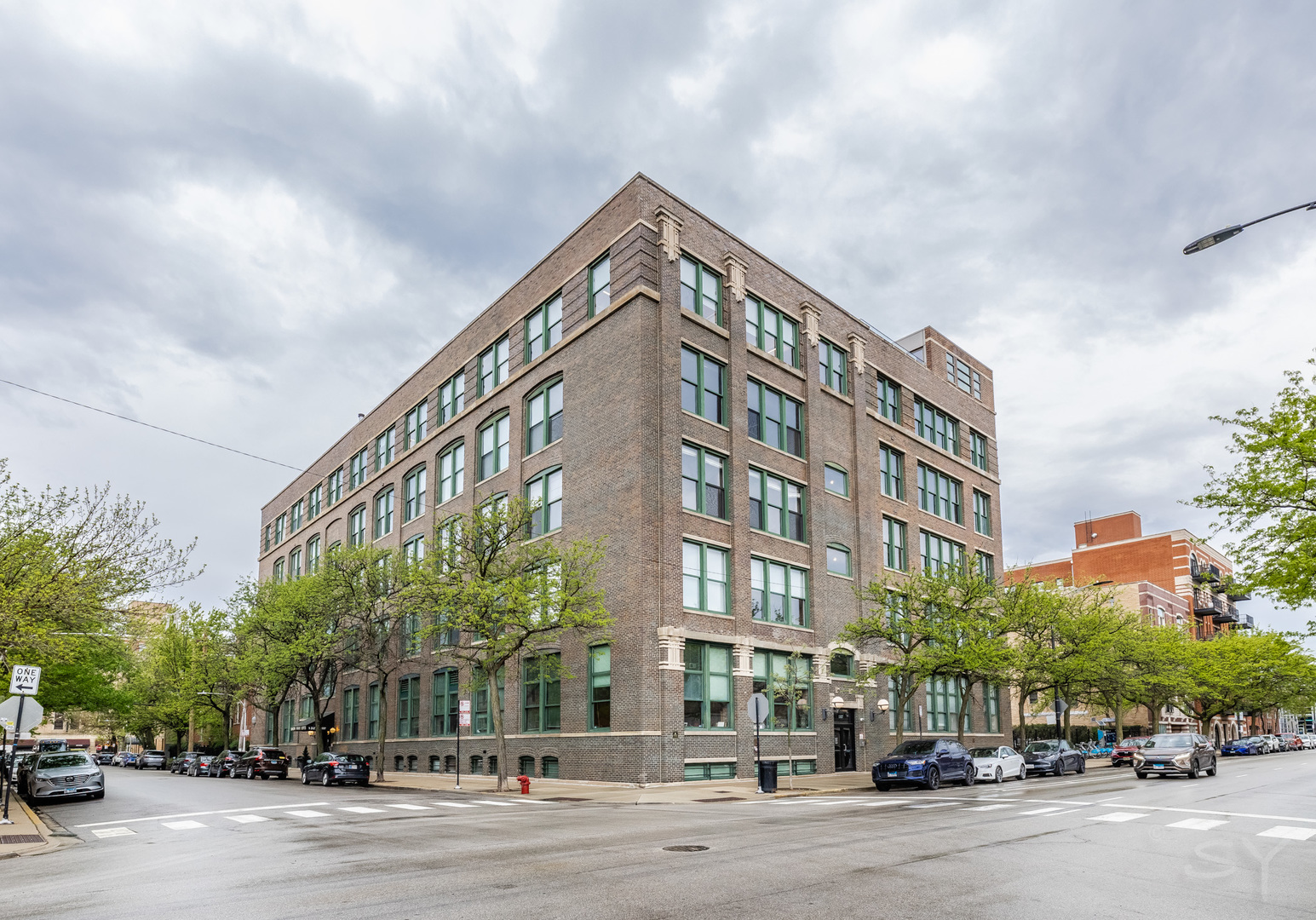 1327 West Washington Boulevard Chicago IL 60607