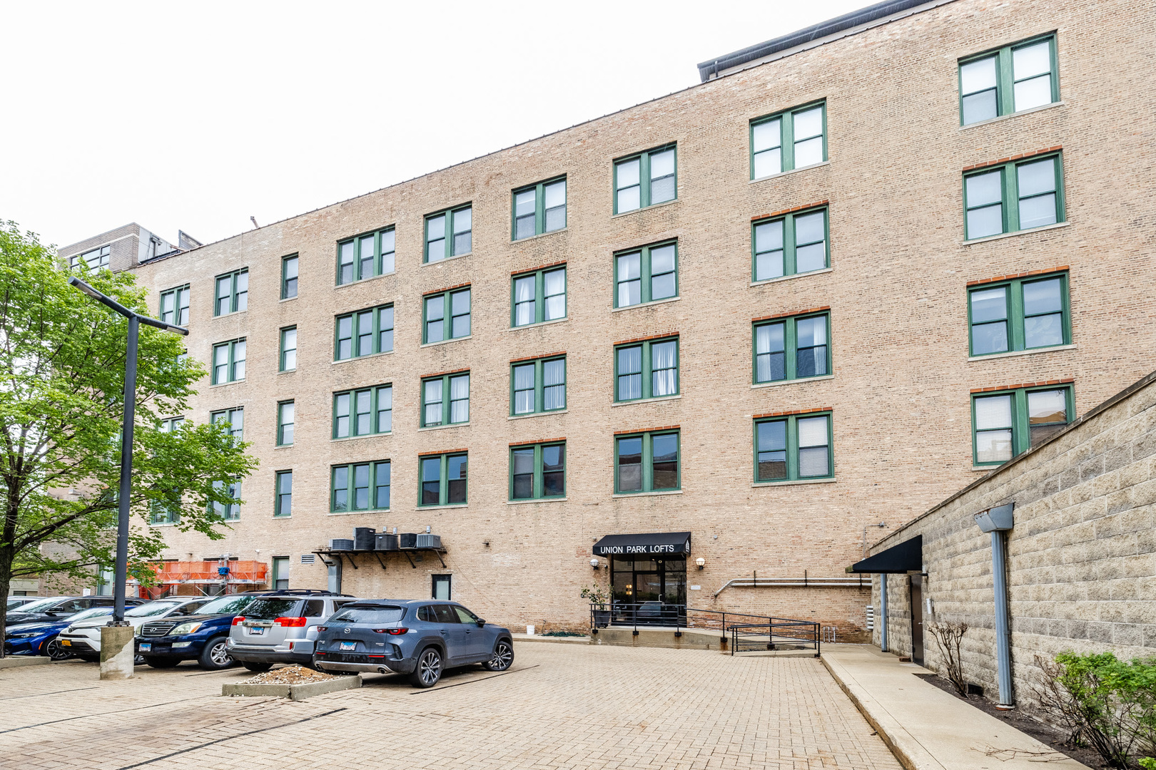 1327 West Washington Boulevard Chicago IL 60607
