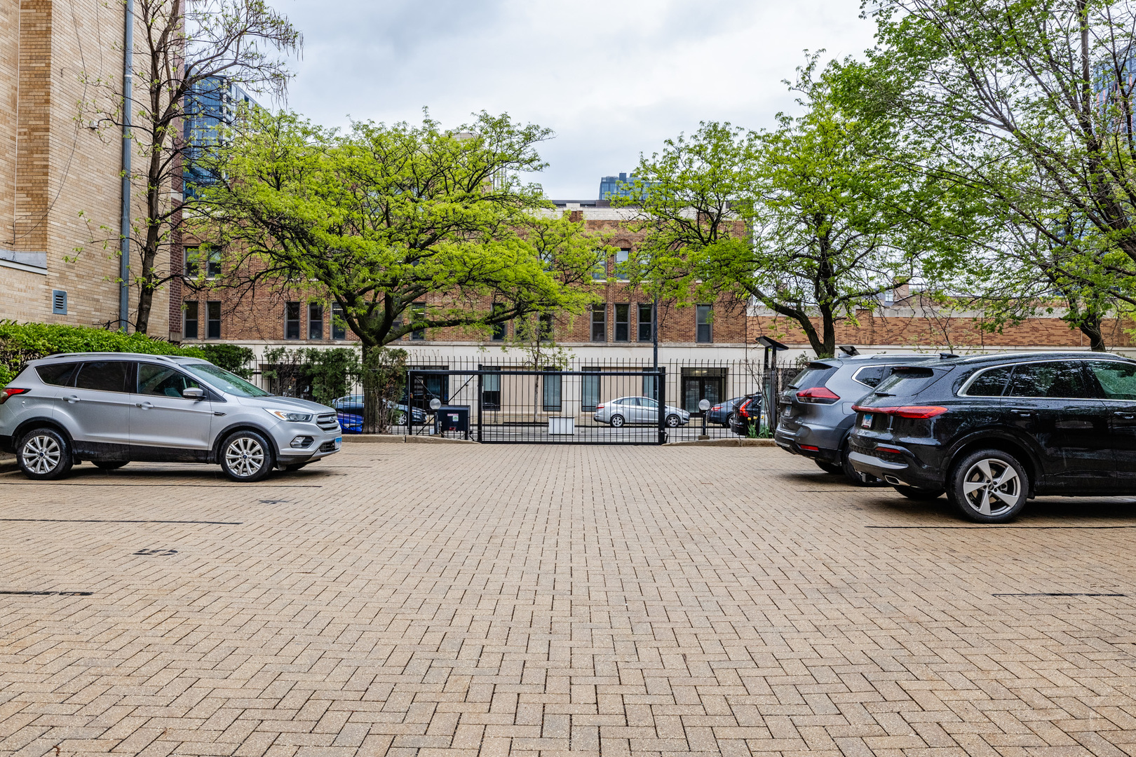 1327 West Washington Boulevard Chicago IL 60607