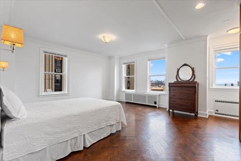 4950 South Chicago Beach Drive Chicago IL 60615